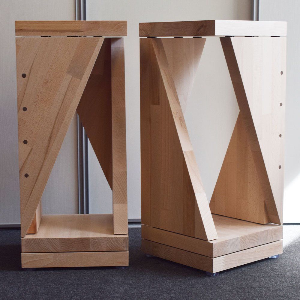 Stand Art Triangle visti di fronte