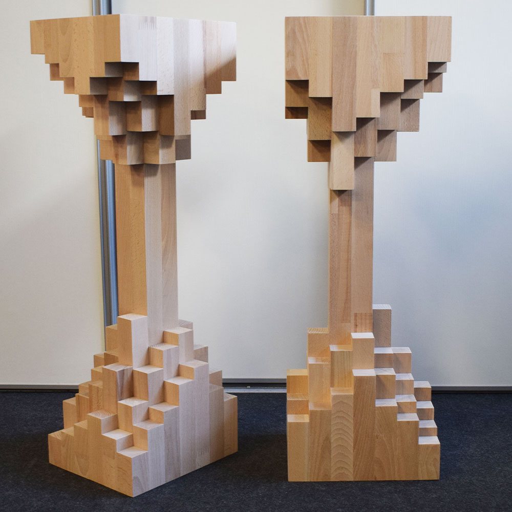 Coppia di stand Extrasound Tree in Faggio massello a forma di albero